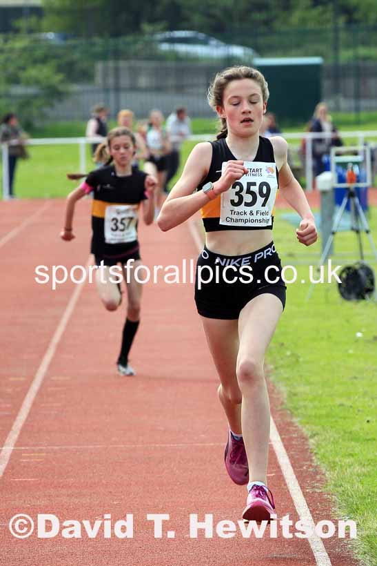 Girls Under-15s 1500 metres, 2023 North Eastern Track and Field Champs., Middlesbrough Sports Village, Middlesbrough. Photo: David T. Hewitson/Sports for All Pics